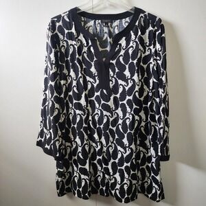 Black and white tunic shadow paisley design 3/4 sleeve blouse by Talbots